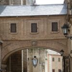 Toledo: Guided Walking Tour with Cathedral Ticket and Tour - Starting Point in Zocodover Square