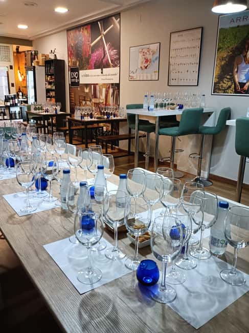 Toledo: Wine, EVOO, and Tapas Tasting - Meeting at LOCAL ENODIFUSION in Toledo’s City Center