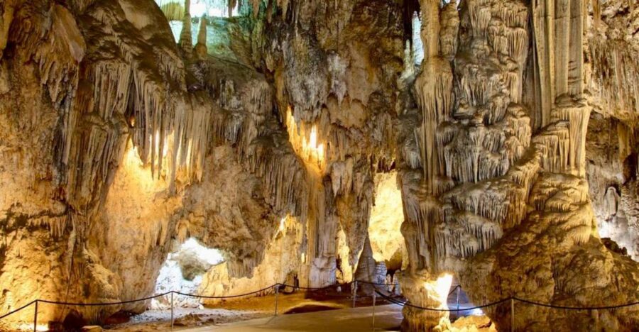 Torremolinos/Benalmadena: Nerja Caves Tour with Frigiliana - Exploring Frigiliana’s White-Washed Charm