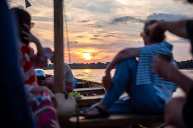 Toru: Sunset on the Vistula From a Traditional Boat. - Comfort and Convenience on Board
