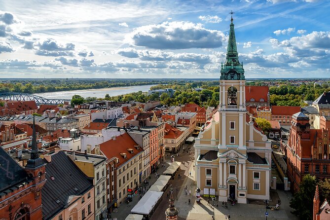 Torun - City of Copernicus Private Tour - Visiting the Iconic Leaning Tower and Medieval Walls