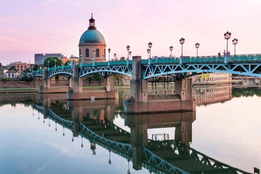 Toulouse : Must-see Walking Tour - Exploring Toulouse’s Heart at the Capitole Square