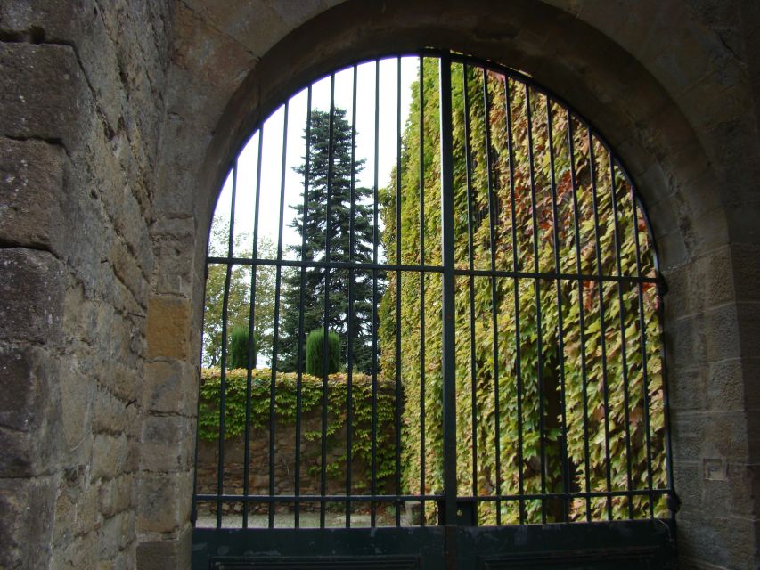 Toulouse to Carcassonne & Albi: Private Sightseeing Tour - Admiring the Castles at Lastours