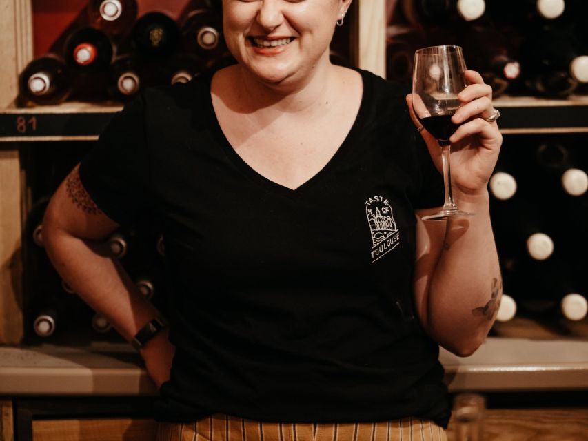 Toulouse: Wine Bar Walking Tour with a Local Wine Expert - Expert-Guided Wine Education