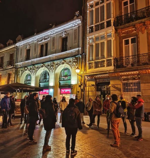 Tour de los misterios y leyendas de Oviedo - Meeting Point at Oviedo’s Cathedral and End at the Same Spot