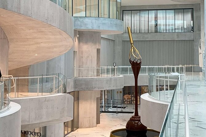 Tour in Lindt Home of Chocolate Museum From Zurich With pickup - Inside the Lindt Home of Chocolate Museum