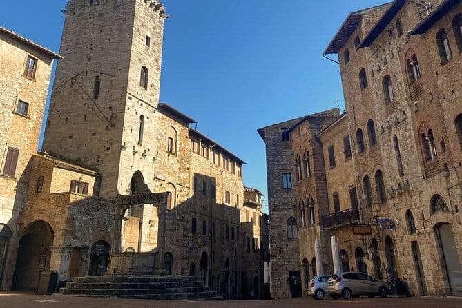 Tour of San Gimignano and Private Wine Experience in Chianti - Convenient Pickup and Scenic Drive to San Gimignano
