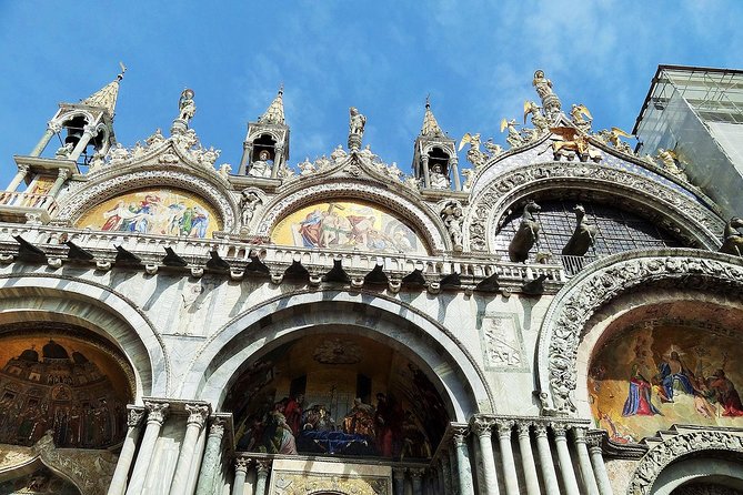 Tour of Venice in Doge's Palace and St Mark's Basilica - Discovering St. Mark’s Basilica and Piazza