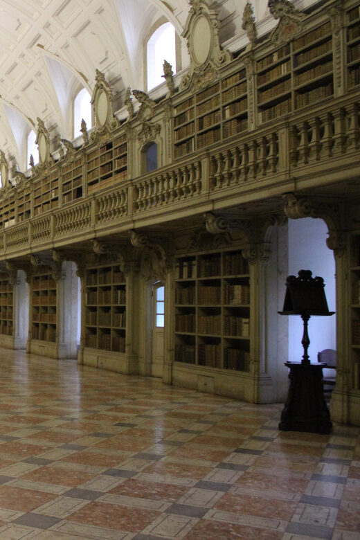 Tour por Mafra, Ericeira, Azenhas do Mar e Cabo da Roca - Discovering the Picturesque Town of Ericeira