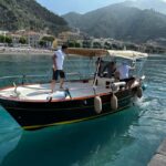 Tour privato in barca da Positano della costiera Amalfitana - The Boat: Classic Sorrento Gozzo for Up to 8 Guests