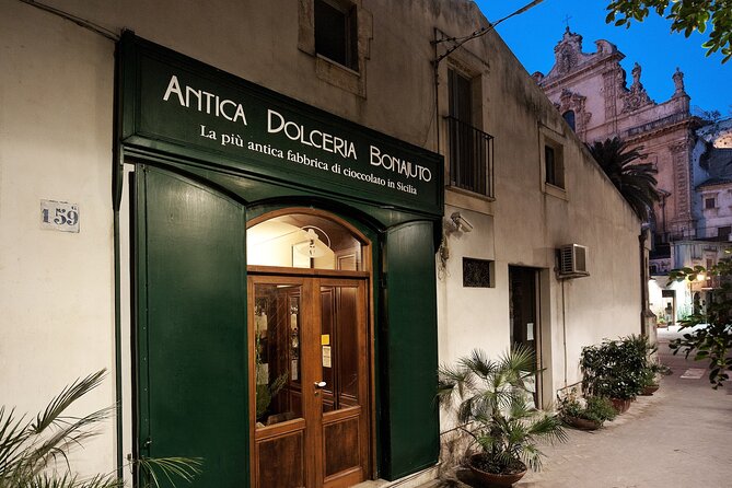 Tour Ragusa Ibla, Modica and Noto, from Syracuse - Discovering Modica: The City of Chocolate and Medieval Charm