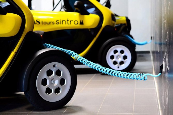 Tour Sintra in talking-car PT EN ES FR IT DE DU with GPS - Exploring Sintra’s Iconic Palaces and Castles