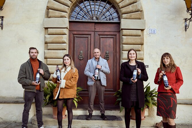 Tour through the vineyards and wine and olive oil tasting in Tuscany - Guided Tour: Knowledgeable and Entertaining Guides