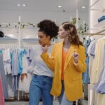 Tour with Fashion & Color Seasonal Analysis Expert - Discover Authentic Italian Brands and Tailoring Traditions