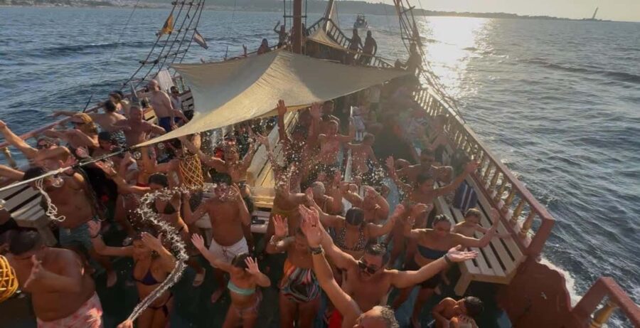 Tour with the Sultan Galleon: Zingaro Reserve and Faraglioni di Scopello - Onboard Activities Bring a Pirate Spirit