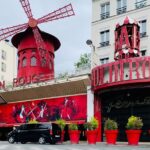 Tourist outing at the Moulin Rouge - The Experience Provider: MAGIC PARIS VTC