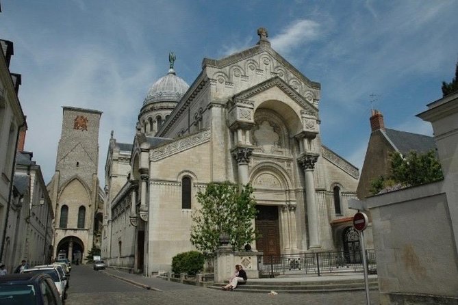 Tours: Private Walking Tour of the Historical Center - Exploring Tours Cathedral and the Old Town