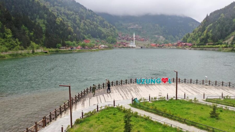 Trabzon: Uzungöl Private Tour & Explore The Nature & Tea - Scenic Return with a Visit to the Historical Tiled Bridge