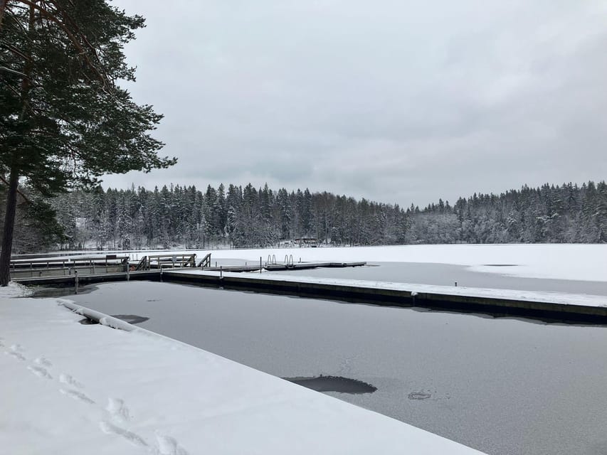 Traditional smoke sauna experience and national park visit - Relaxing at the Rustic Finnish Smoke Sauna