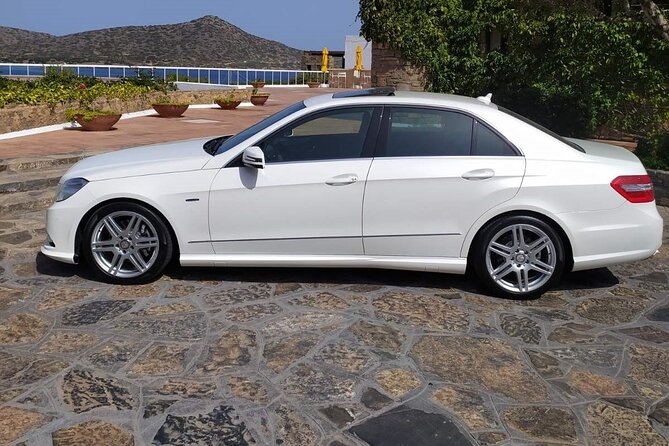 Transfer Airport to HERAKLION CITY CENTER OR PORT area up to 7 - The Vehicle Options and Capacity