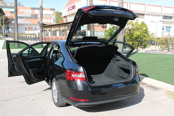Transfer from Benidorm to Alicante airport in private Sedan car max. 3 passengers - Meet Your Driver at Alicante Airport