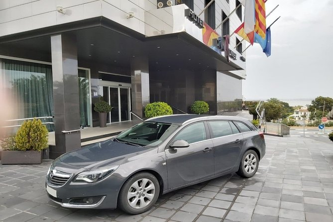 Transfer from Benidorm to Alicante airport with private Sedan max. 3 passengers - Reliable Experience Backed by Over 15 Years of Service