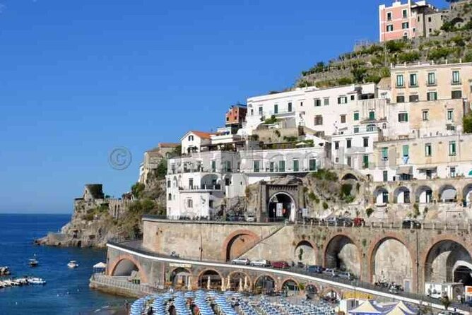 Transfer from Naples to Positano or Vice Versa - Comfort and Convenience in the Air-Conditioned Vehicle