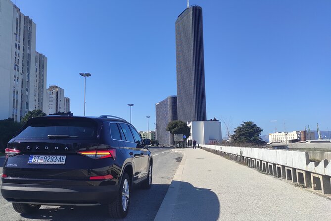 Transfer from Split to Dubrovnik - Comfort and Safety in a Modern Minivan