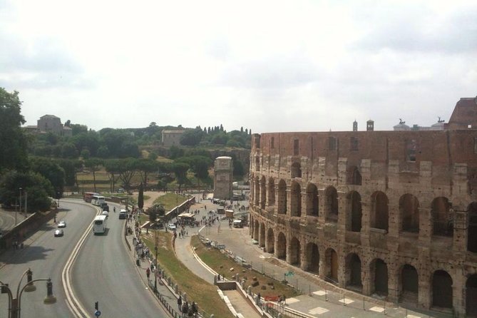 Transfer from the Port of Civitavecchia to Rome - Vehicle Features and Comfort