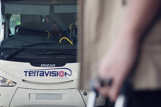 Transfer Milan city center - Bergamo Airport - Meeting Point and Boarding Details in Milan