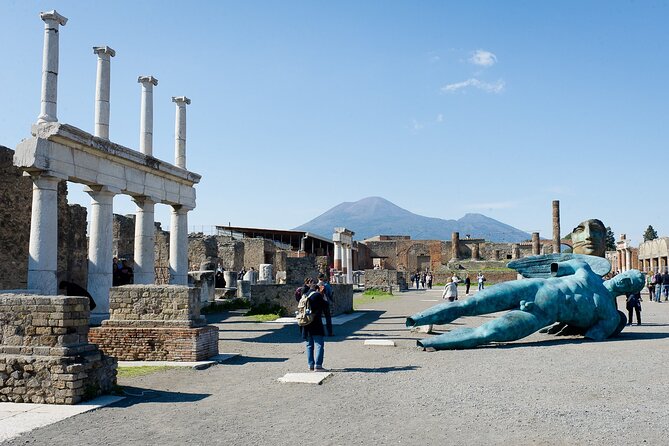 Transfer Naples Sorrento with stop Pompeii - Highlights of the Pompeii Archaeological Park Visit