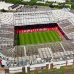 Transfer To or From London Heathrow Airport to Manchester-One way - Comfortable and Clear Vehicle Options for Up to 4 or 8 Passengers