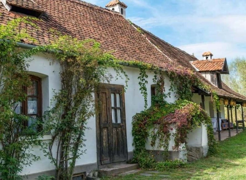 Transylvania Experience 4 Days- Private Tour - Visiting UNESCO Fortified Churches in Biertan and Prejmer