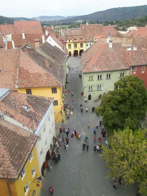 Transylvania Romani Heritage and Medieval Sighisoara - Visiting the Romani Community in Brateiu