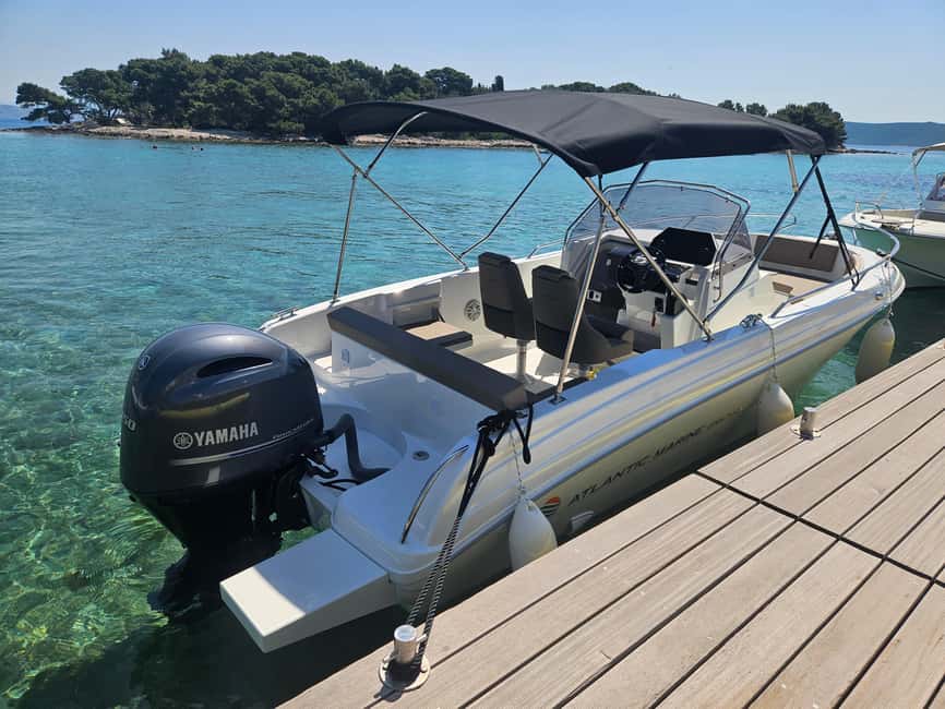 Trogir/Katela: Private tour to Blue Lagoon and 3 islands - Starting the Adventure from Trogir or Katela