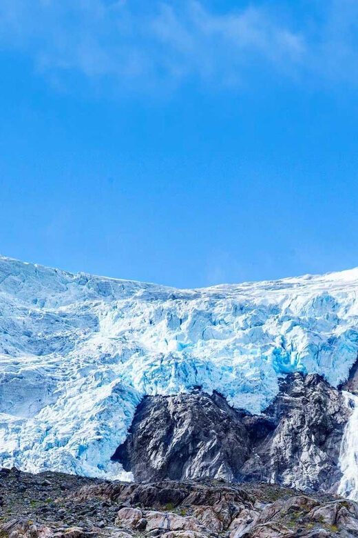 Trolltunga Helicopter Tour - How the Helicopter Flies Over Norway’s Fjords and Glaciers