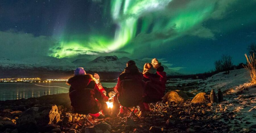 Tromsø: Expert Aurora Hunt - Thermal Gear, Food, Campfire - Pickup at Magic Ice Bar Tromsø and Small Group Size