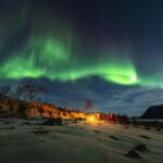 Tromsø: Northern Lights in a minibus with free photos and a warm meal! - Comfort and Practical Equipment for Aurora Chasing