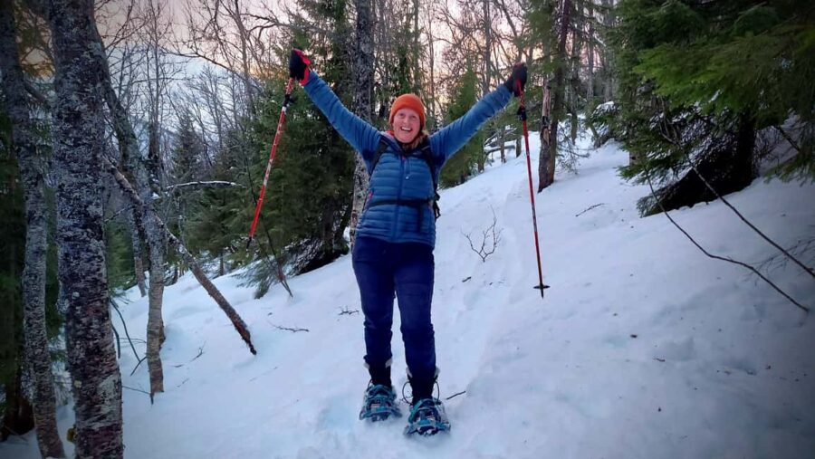 Tromsø Street to Wilderness: Guided Snowshoe Hike - Practical Details: Meeting Point and Group Size