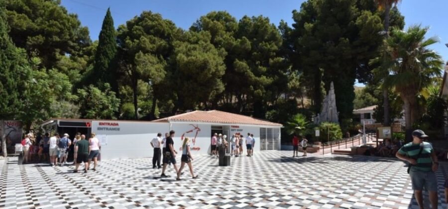 Tropical Coast and Caves of Nerja Day Tour from Granada - From Granada to the Costa Tropicals Historic Towns