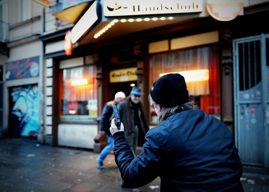 True Crime-Quiztour  kultige Tatorte & knifflige Fragen - Navigating the Crime Stories of the Last 100 Years in St. Pauli