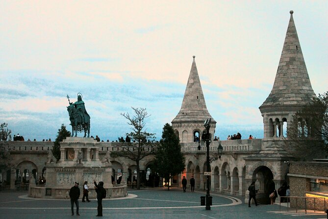 True Crime Walking Tour in the Buda Castle district - The Unique Role of the Actor Guide in Costume