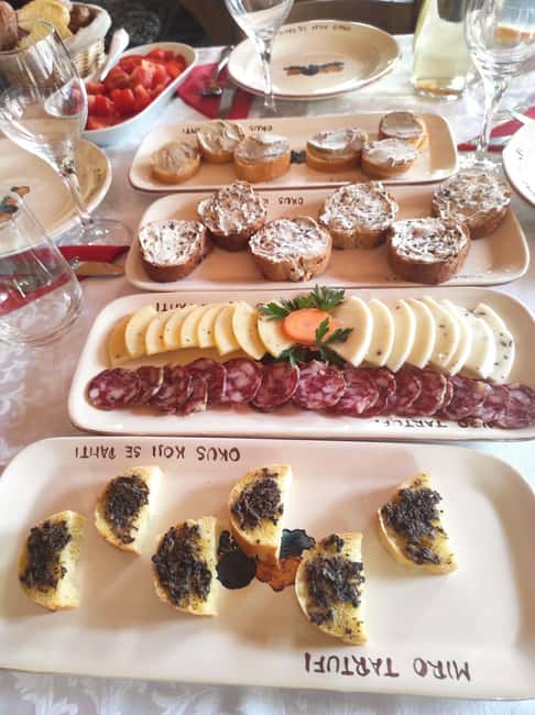 Truffle Hunting & Istrian Gems: Motovun & Opatija Day Trip - Truffle Hunting in the Forest with Trained Dogs and Experts