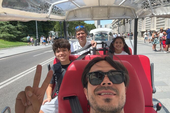 Tuk tuk guided tour in Madrid 3 hours - Key Points