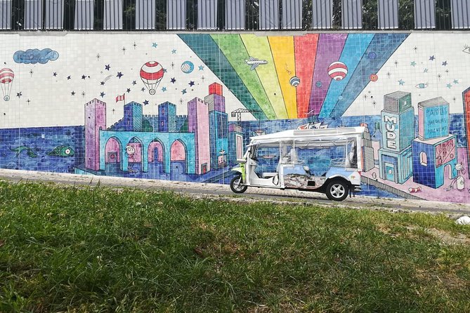 Tuk Tuk Lisbon: The Best of Lisbon in Half a Day - Stunning Views from Miradouro Das Portas do Sol and Senhora do Monte
