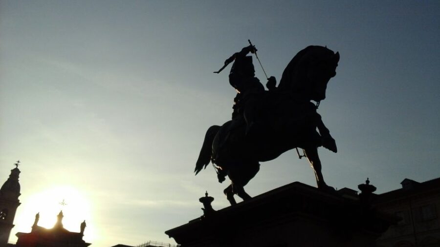 Turin: 2,5 Hour Classic Walking Tour - Starting Point at Piazza Castello