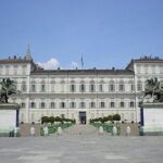 Turin by night 2-hour monolingual walking experience - Via Garibaldi: One of Europe’s Longest Pedestrian Streets