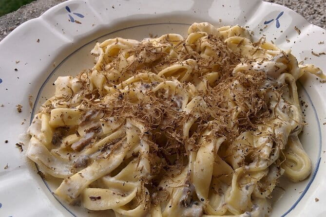 Tuscany Truffle Hunt: a 5-hour Gourmet Culinary Adventure - Truffle Hunting with Trained Dogs in the Tuscan Hills