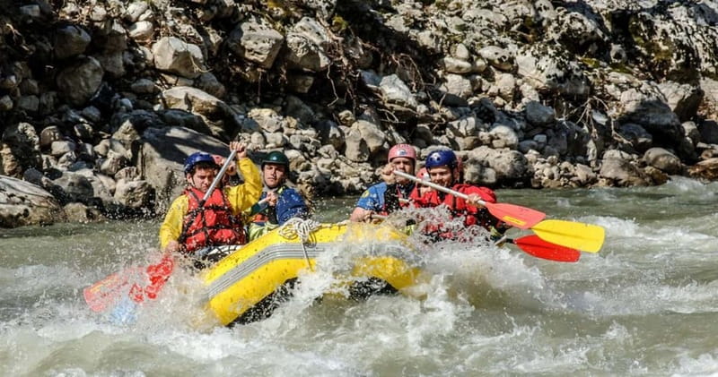 Tzoumerka: Rafting Arachthos Trail: Plaka Bridge- Tzari - Highlights of the Rafting Experience on the Arachthos River