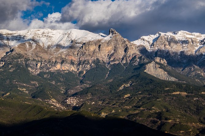 Tzoumerka villages tour (1 day) - Exploring the Kouiassa Pouliana Path and Springs